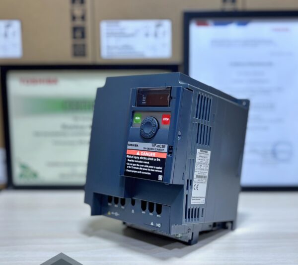 Toshiba VFNC3E-4055P – 7.5 HP Industrial Variable Frequency Drive